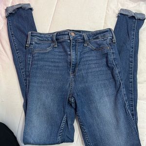 Hollister size 5R High-Rise Jean Legging